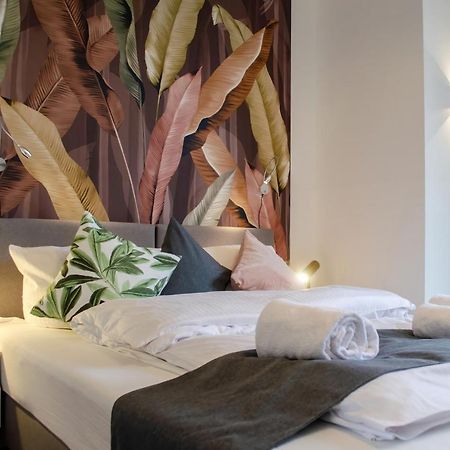 Homely Stay Studio 8 - Relaxed Self-Check-In Room In Munich Extérieur photo